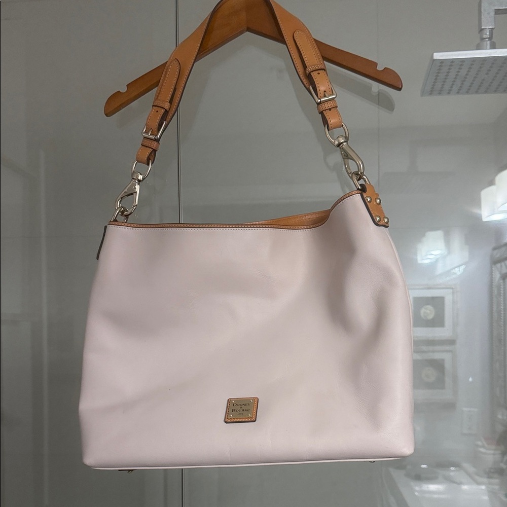 Chic Pink Leather DOONEY & BOURKE Shoulder Bag - Picture 2 of 6